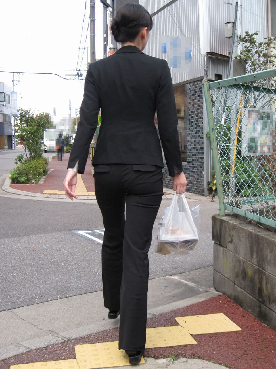 街撮り_パンティライン_素人08