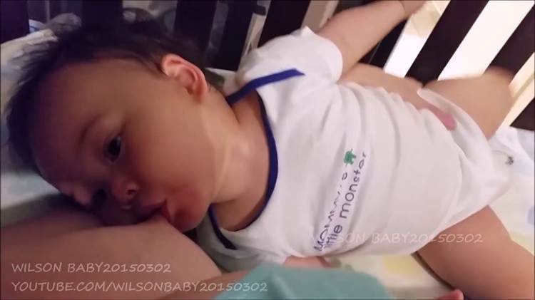 授乳_YouTube_素人動画画像15