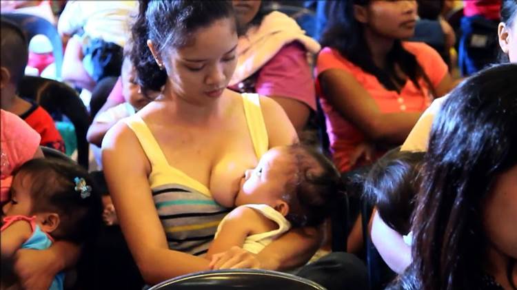 授乳_YouTube_素人動画画像18