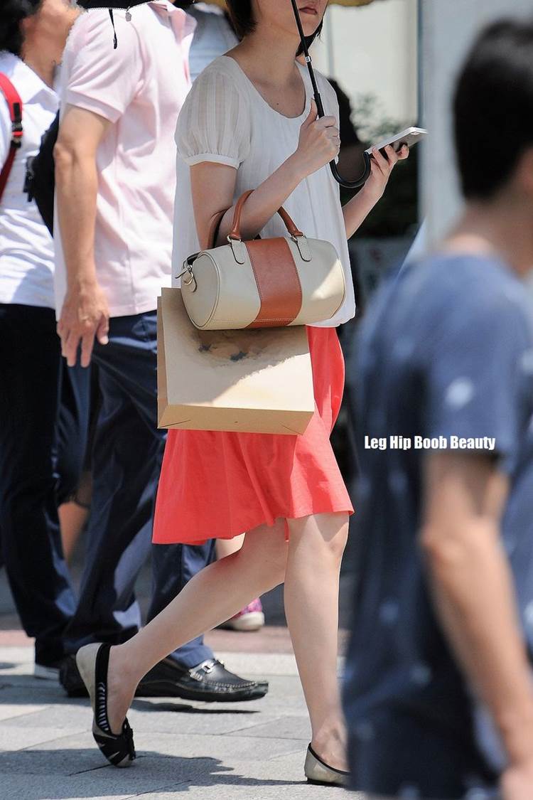 熟女_人妻_街撮り_盗撮_エロ画像05