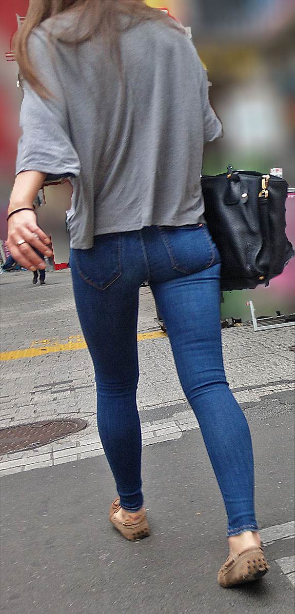 素人_スキニーデニム_街撮り_盗撮_エロ画像08