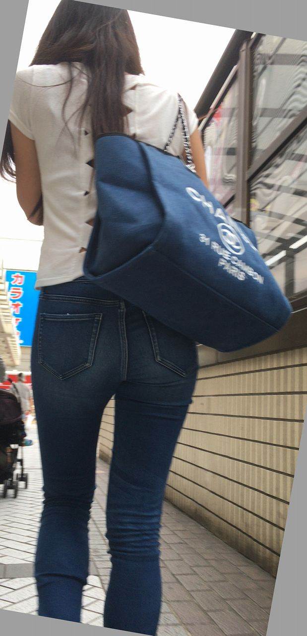 素人_スキニーデニム_街撮り_盗撮_エロ画像14
