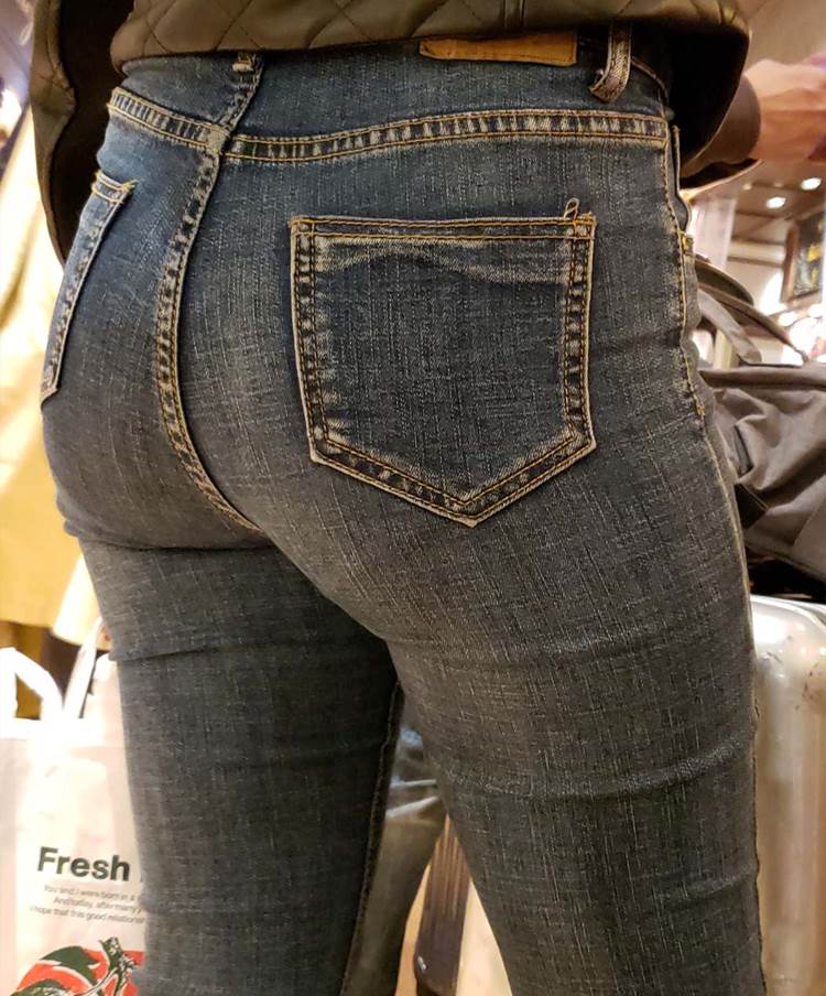 デニム_ジーパン_街撮り_盗撮_エロ画像12