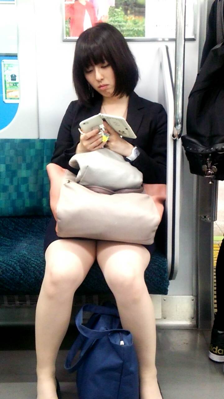 電車_ミニスカ_素人14