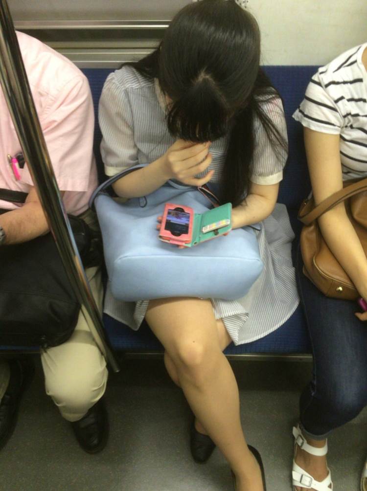 電車_ミニスカ_素人17