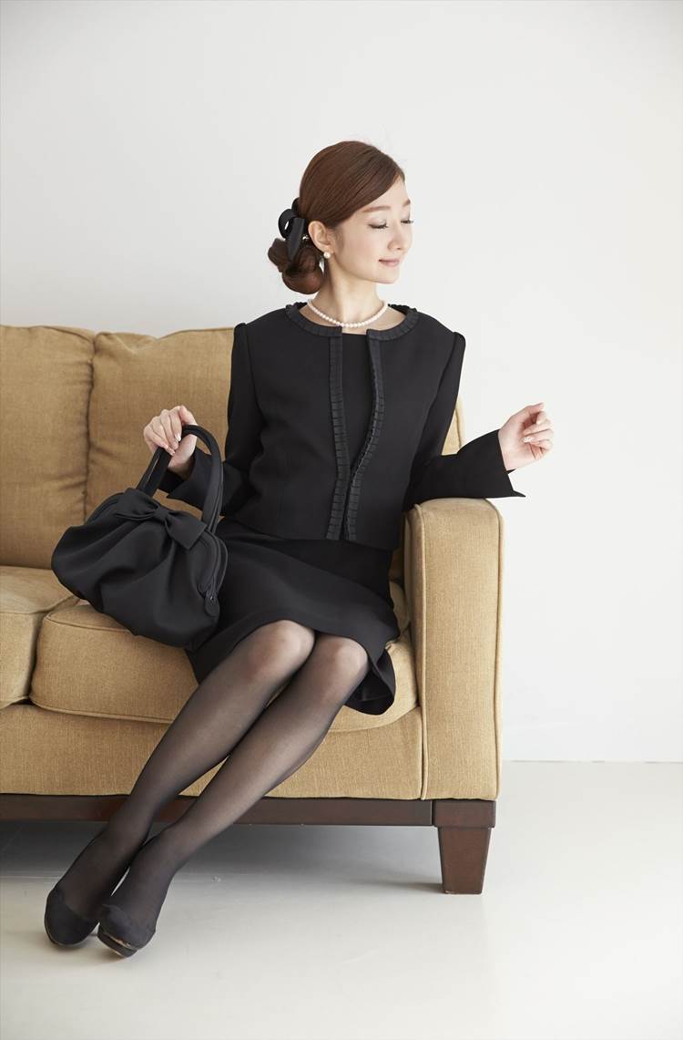 喪服_コスプレ_未亡人09