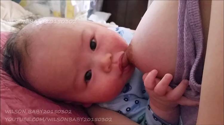 授乳_YouTube_素人動画画像20