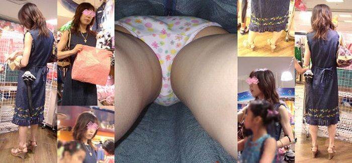 人妻_逆さ撮り_生足_盗撮画像06