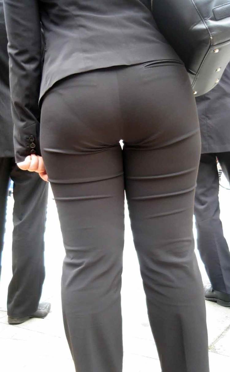 デカ尻_素人_パンツ_街撮り盗撮01