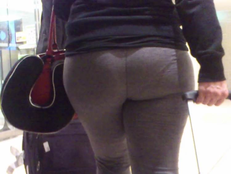 デカ尻_素人_パンツ_街撮り盗撮04