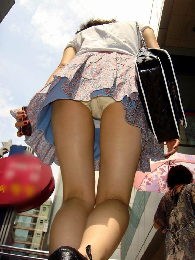 素人_ミニスカパンチラ_フルバック_盗撮12