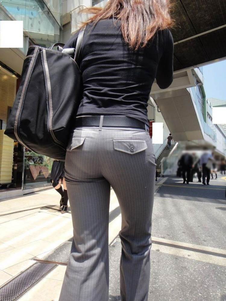 OL_グレーパンツ_デカ尻_街撮り_エロ画像07