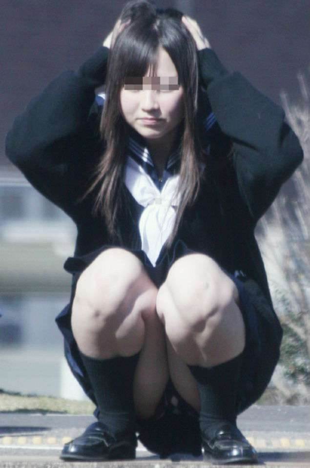 JK_パンチラ_盗撮_エロ画像03