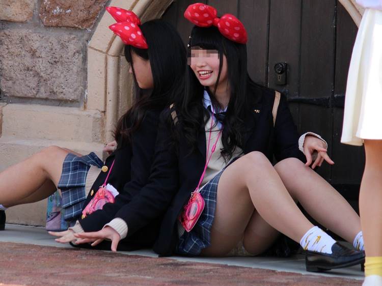 JK_パンチラ_盗撮_エロ画像15