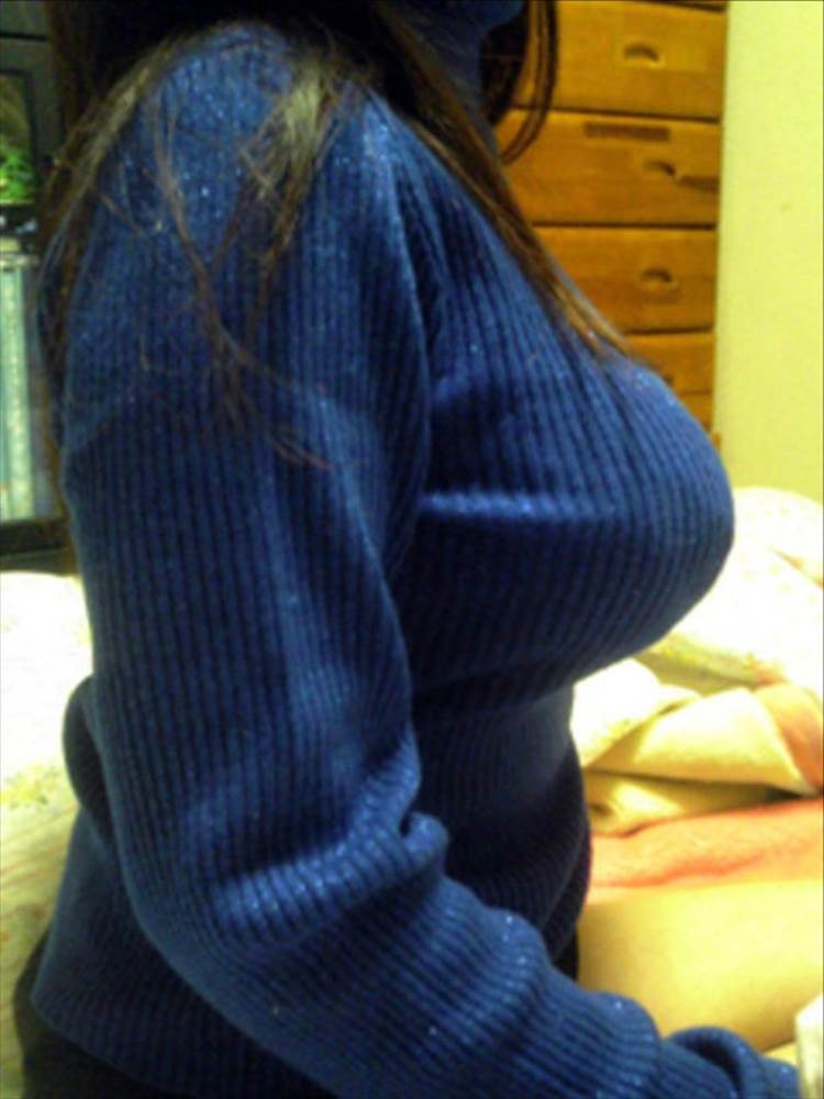 着衣巨乳_ニット_自撮り_エロ画像20