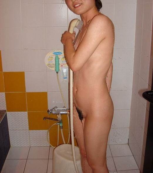 素人_ロリ_シャワー_エロ画像11