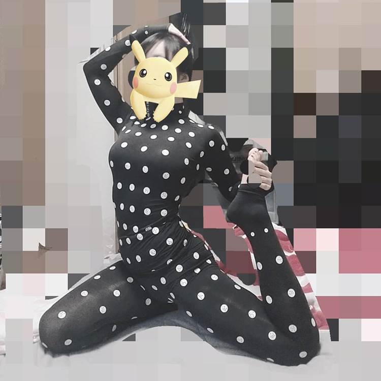 ZOZOスーツ_自撮り_エロ画像30