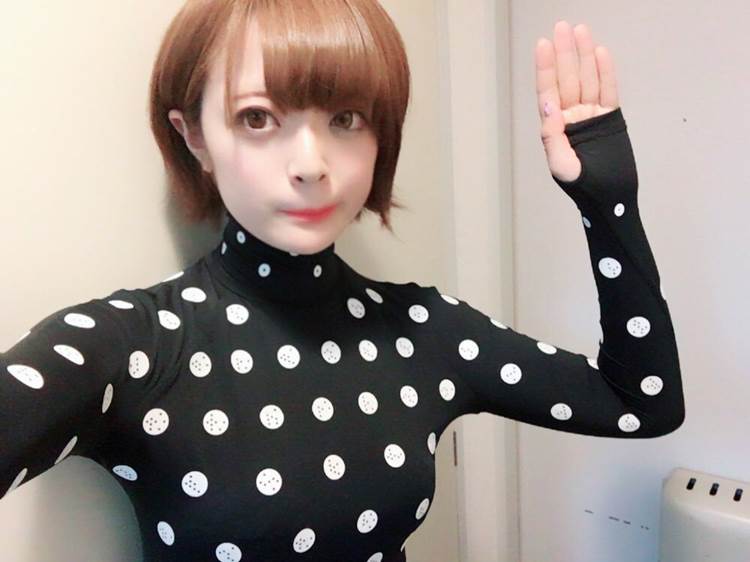 ZOZOスーツ_自撮り_エロ画像07