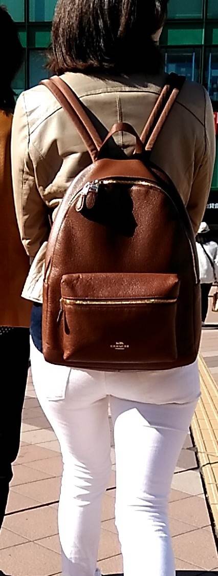 素人_白パンツ_街撮り_盗撮_エロ画像06