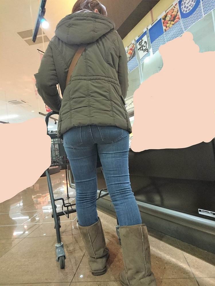 素人_デニム_街撮り_盗撮_エロ画像20