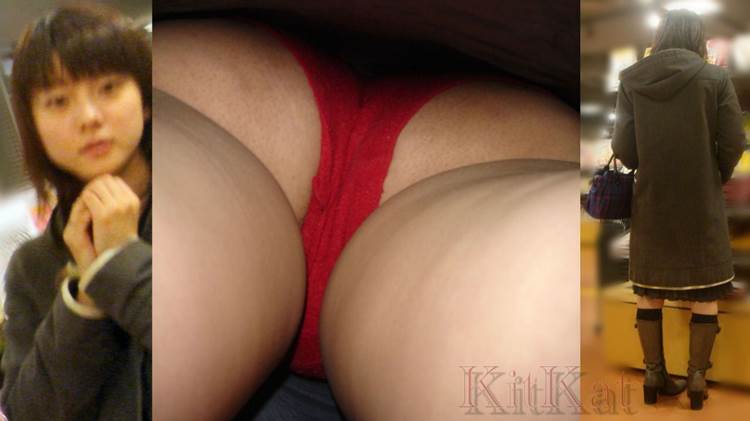 素人_赤パンティ_逆さ撮り_盗撮_エロ画像08