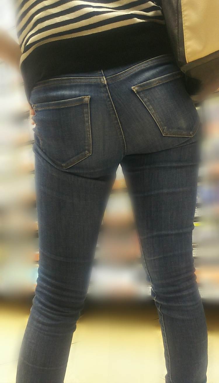 デニム_ジーパン_街撮り_盗撮_エロ画像19