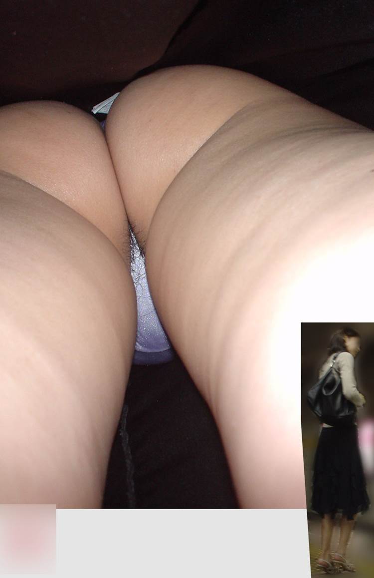 マン毛_ハミ毛_逆さ撮り_盗撮_エロ画像17