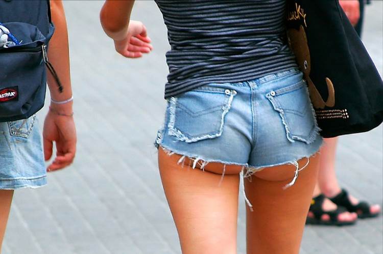 ホットパンツ_ハミ尻_街撮り盗撮_エロ画像18