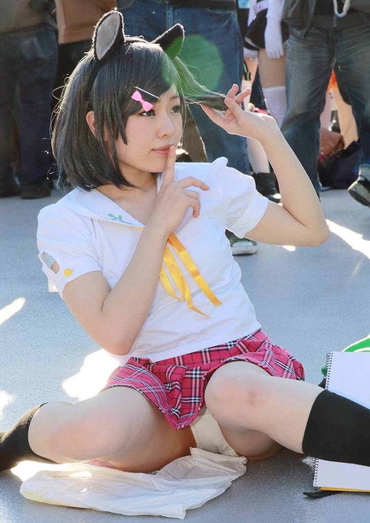 コスプレ_パンチラ_盗撮_エロ画像01